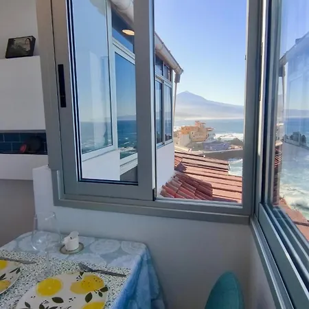 Homely With Natural Pools & Sweeping Views * El Pris