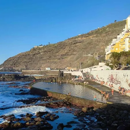 Homely With Natural Pools & Sweeping Views Apartmán El Pris